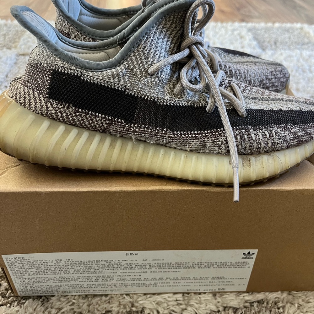 Adidas Yeezy Boost 350 V2 Sneakers (Zyon)